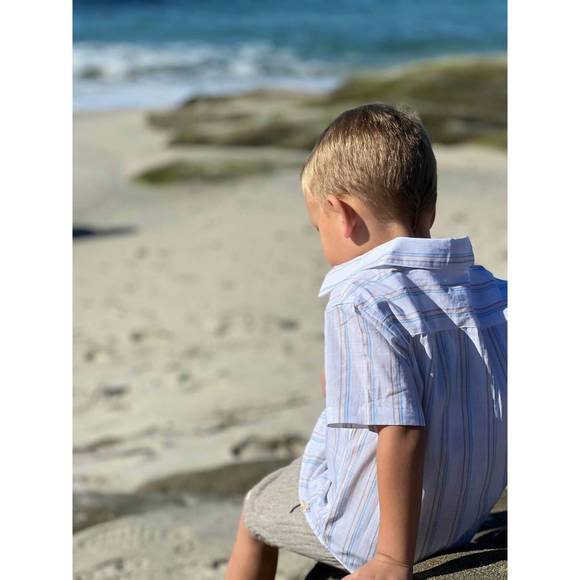 NEW ME & HENRY boy's newport button down shirt in cool stripe - Picture 2 of 2